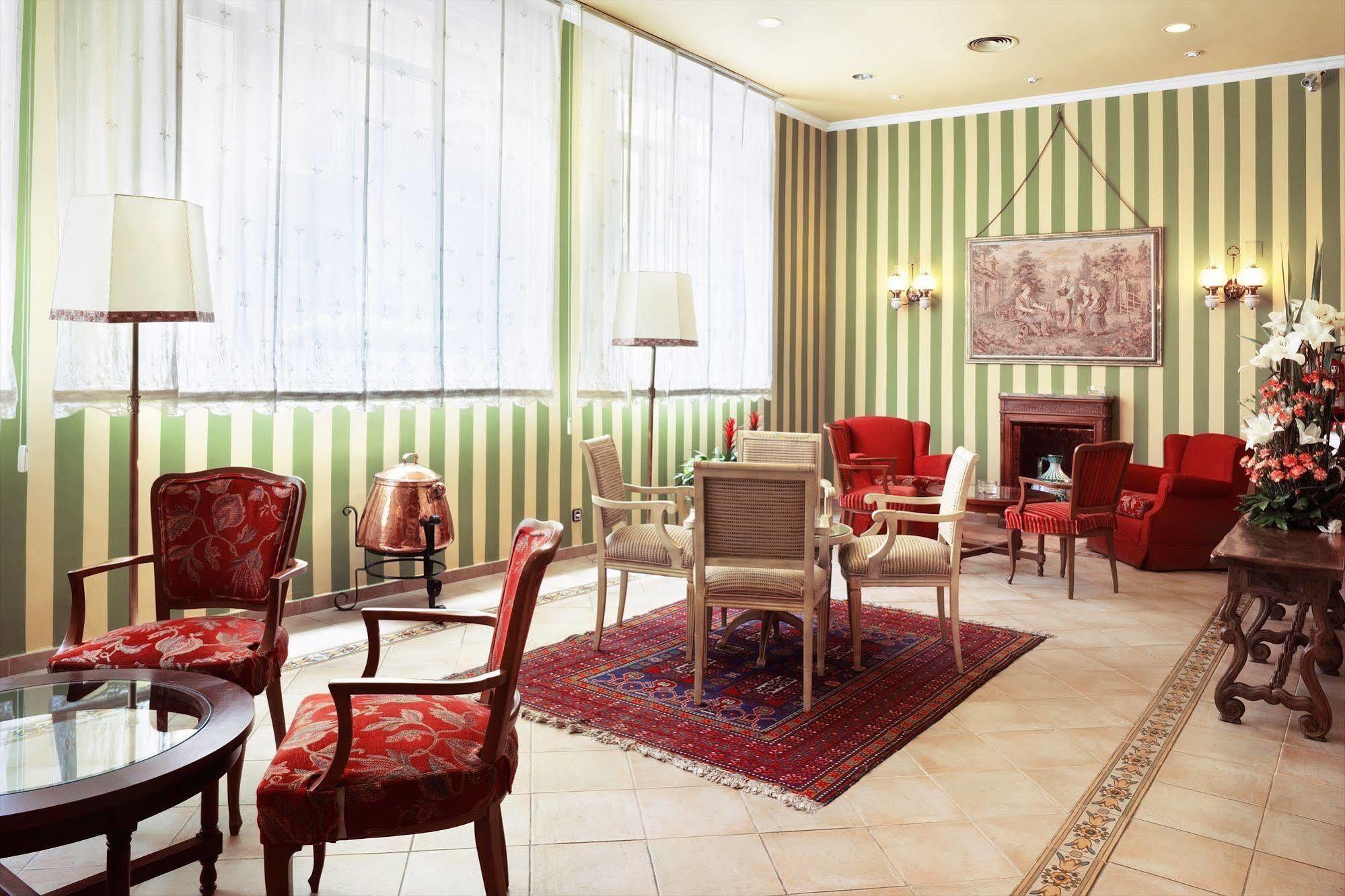 Regencia Colon Otel Barselona Dış mekan fotoğraf