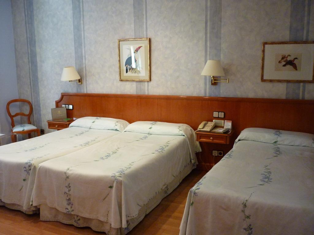 Regencia Colon Otel Barselona Dış mekan fotoğraf