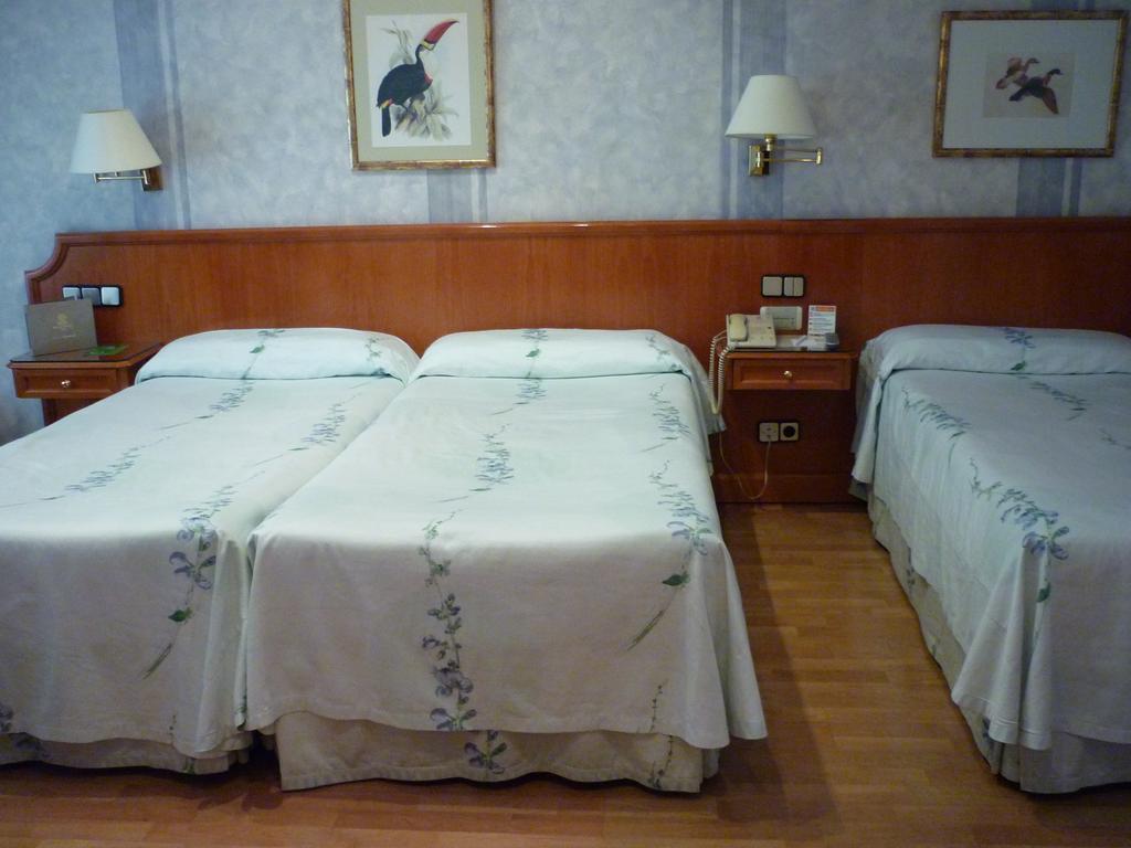 Regencia Colon Otel Barselona Dış mekan fotoğraf